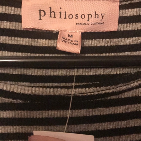 Philosophy black and grey cold shoulder sweater M - Picture 6 of 6